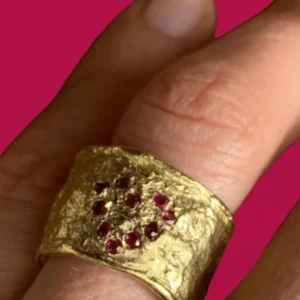 Anillo Corazón de Rubies - Gemma Ferran