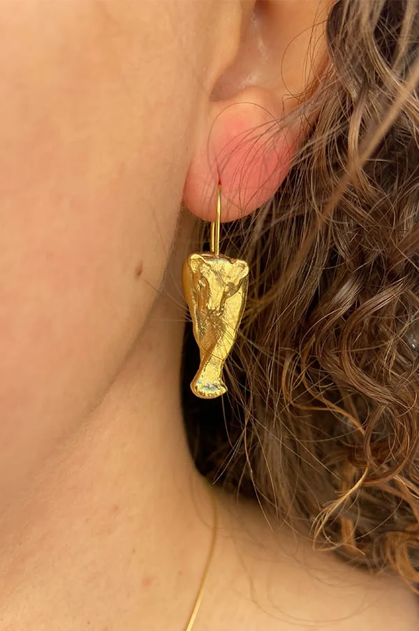 Pendientes Leona plata con baño de oro
