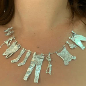 Collar ropa tendida completo